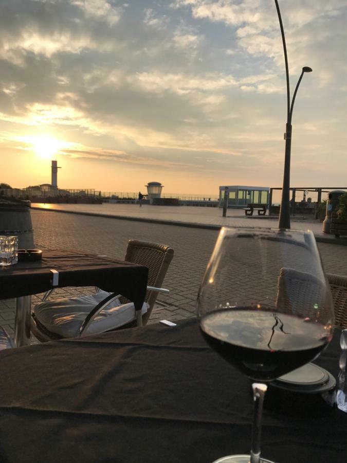 Zeedijk Oostduinkerke Frontaal Zeezicht - Volledig Gerenoveerd 2022! Daire Dış mekan fotoğraf